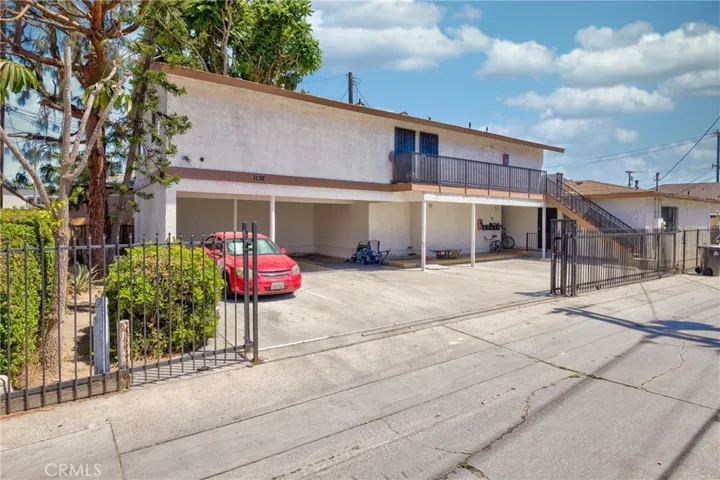 1132 E Arcadia Court, Long Beach, California 90813