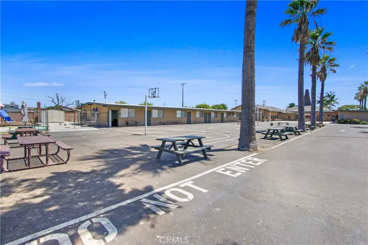 6575 Crescent Avenue, Buena Park, California 90620