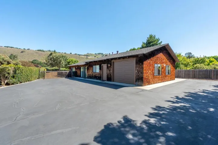 27193 Prado Del Sol, Carmel, California 93923