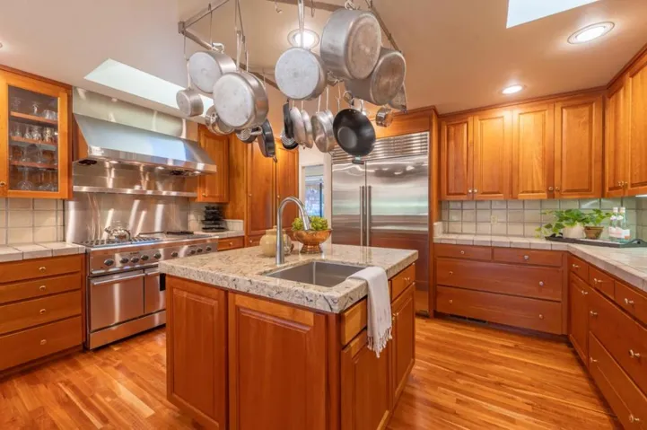 27193 Prado Del Sol, Carmel, California 93923
