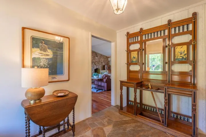 27193 Prado Del Sol, Carmel, California 93923