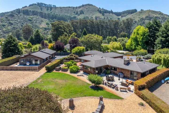 27193 Prado Del Sol, Carmel, California 93923