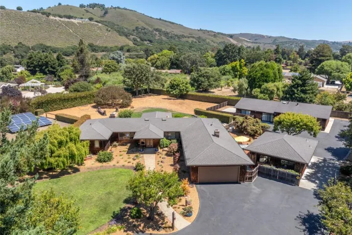27193 Prado Del Sol, Carmel, California 93923