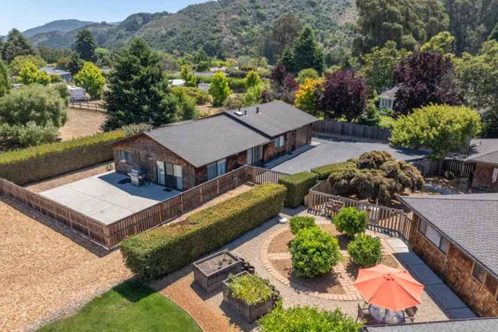 27193 Prado Del Sol, Carmel, California 93923