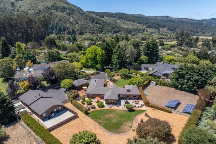 27193 Prado Del Sol, Carmel, California 93923