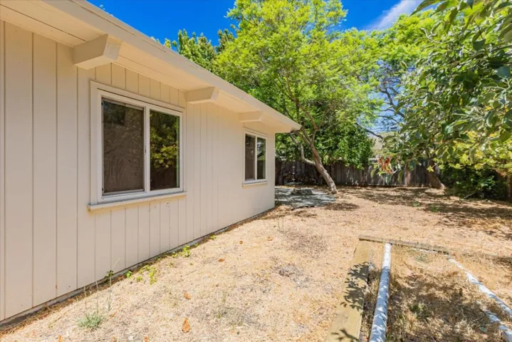 598 Maple Avenue, Sunnyvale, California 94085