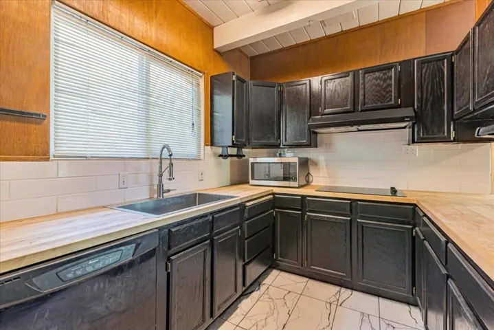 598 Maple Avenue, Sunnyvale, California 94085