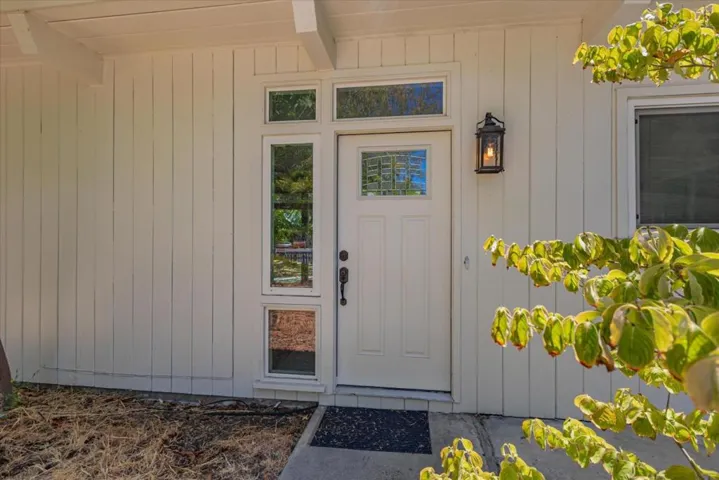 598 Maple Avenue, Sunnyvale, California 94085