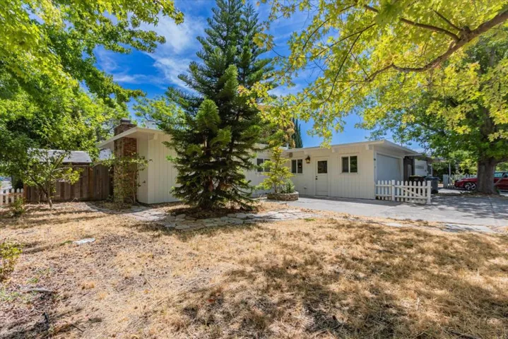 598 Maple Avenue, Sunnyvale, California 94085