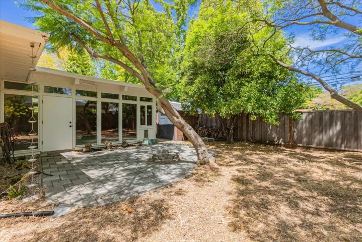 598 Maple Avenue, Sunnyvale, California 94085