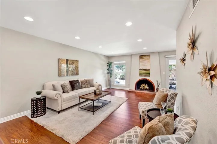 11278 Barbi Lane, Los Alamitos, California 90720