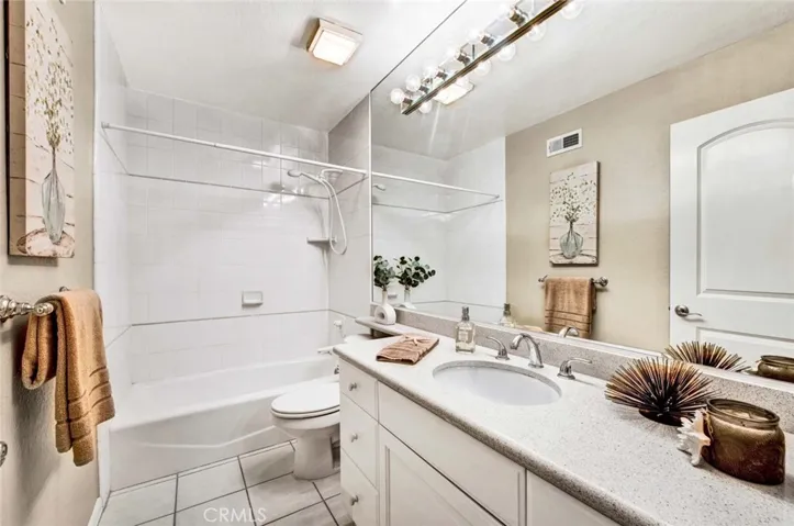 11278 Barbi Lane, Los Alamitos, California 90720