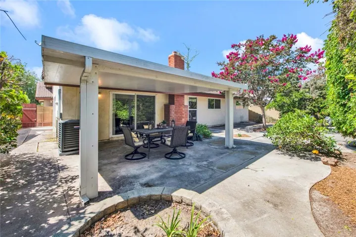 11278 Barbi Lane, Los Alamitos, California 90720