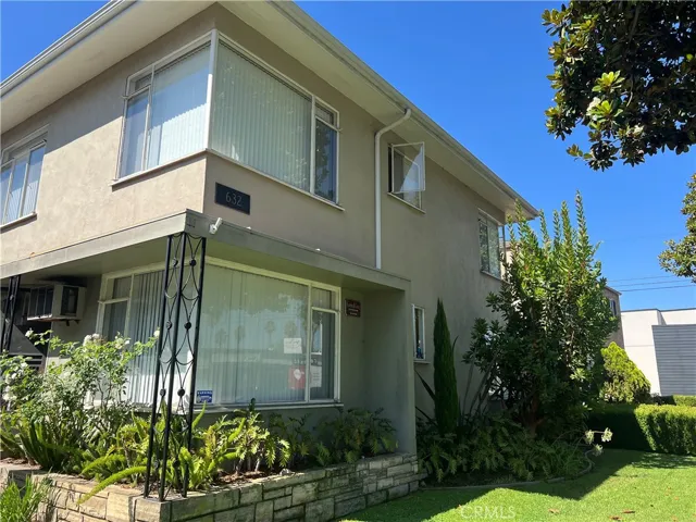 632 E Carson Street, Long Beach, California 90807