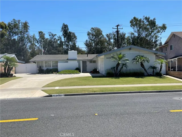 3432 Yellowtail Drive, Los Alamitos, California 90720