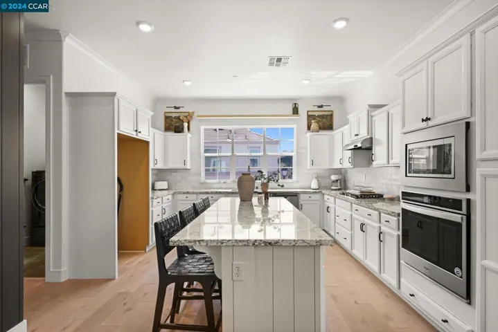 21 Huested St, Pleasanton, California 94566
