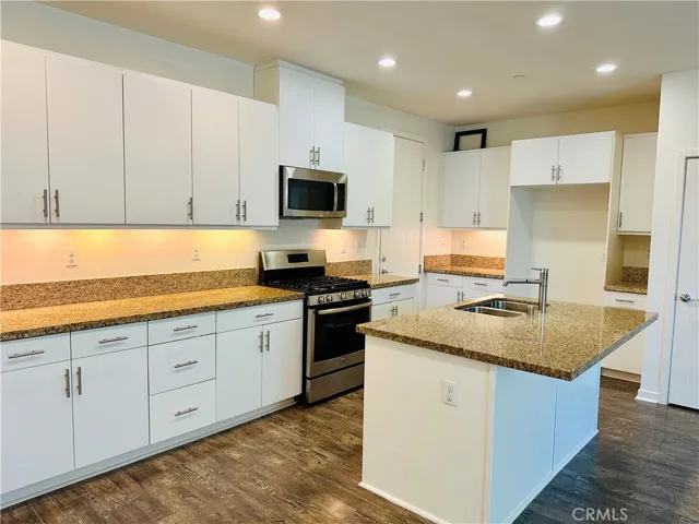 108 Finch, Lake Forest, California 92630