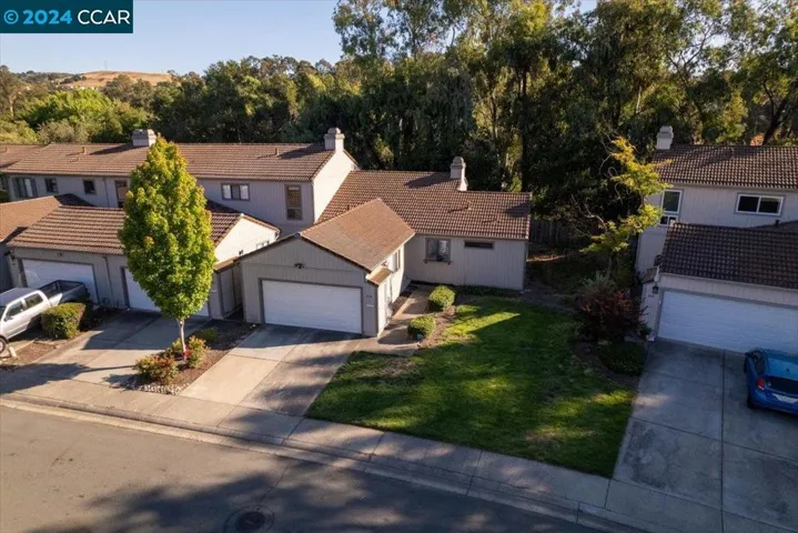 874 Valley Run, Hercules, California 94547