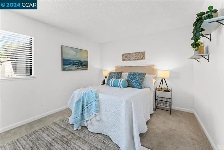 874 Valley Run, Hercules, California 94547