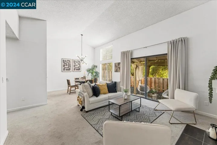874 Valley Run, Hercules, California 94547