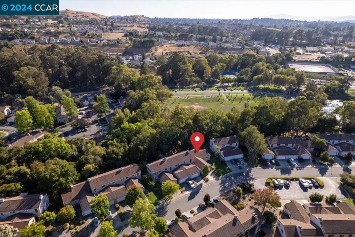 874 Valley Run, Hercules, California 94547
