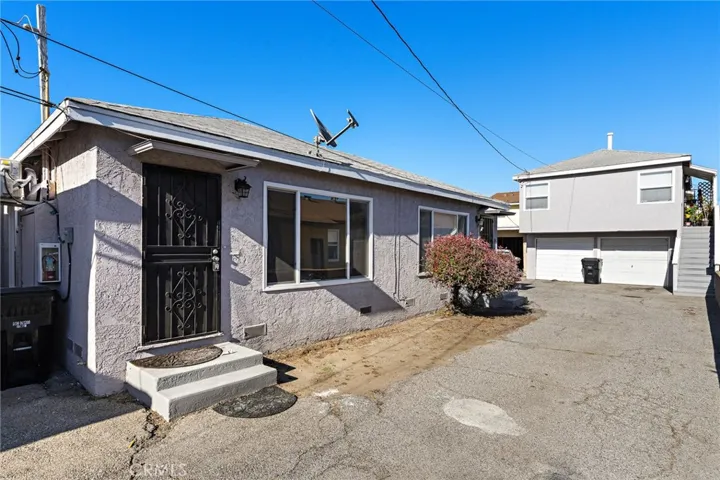 6620 Crafton Avenue, Bell, California 90201