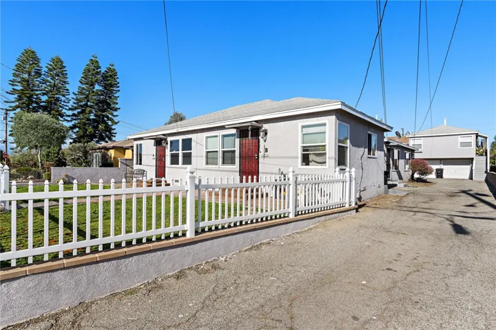 6620 Crafton Avenue, Bell, California 90201