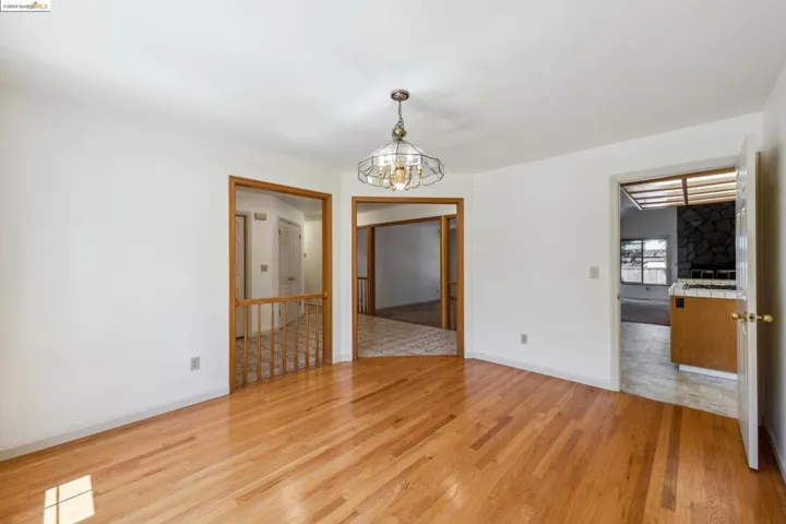 501 Jenifer Ct, Santa Rosa, California 95404