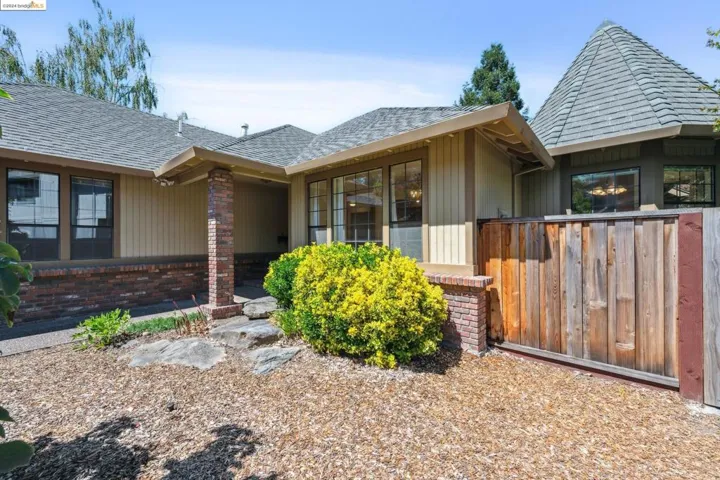 501 Jenifer Ct, Santa Rosa, California 95404