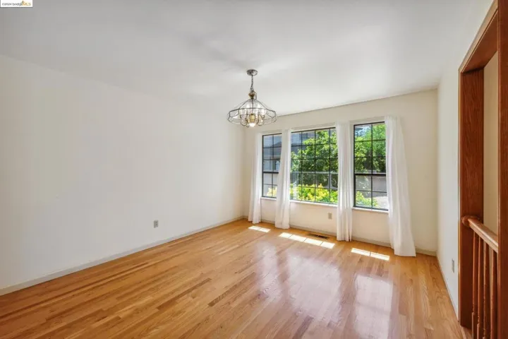 501 Jenifer Ct, Santa Rosa, California 95404