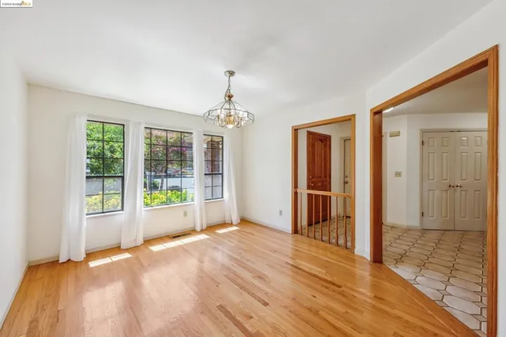 501 Jenifer Ct, Santa Rosa, California 95404