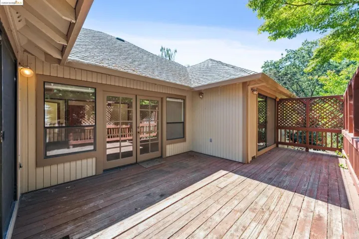 501 Jenifer Ct, Santa Rosa, California 95404