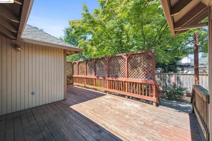 501 Jenifer Ct, Santa Rosa, California 95404