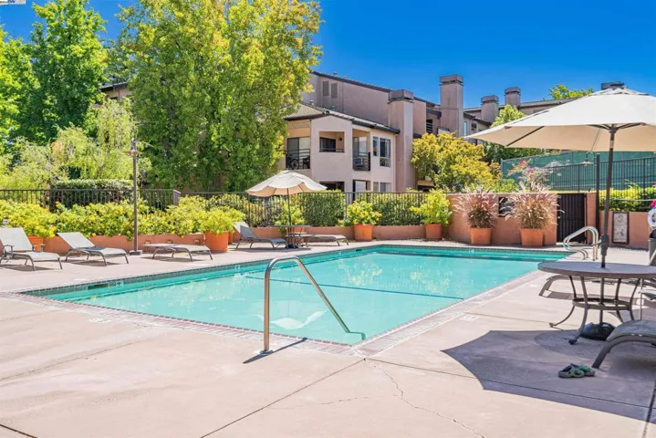 39199 Guardino Dr 171, Fremont, California 94538