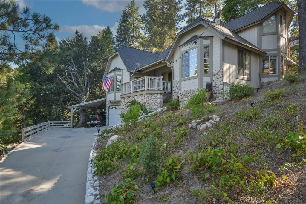 196 N Fairway Drive, Lake Arrowhead, California 92352 home-pic-38