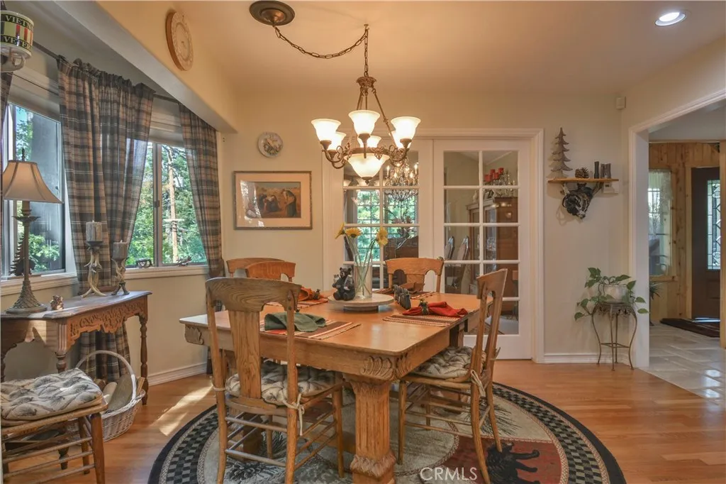 196 N Fairway Drive, Lake Arrowhead, California 92352 home-pic-16