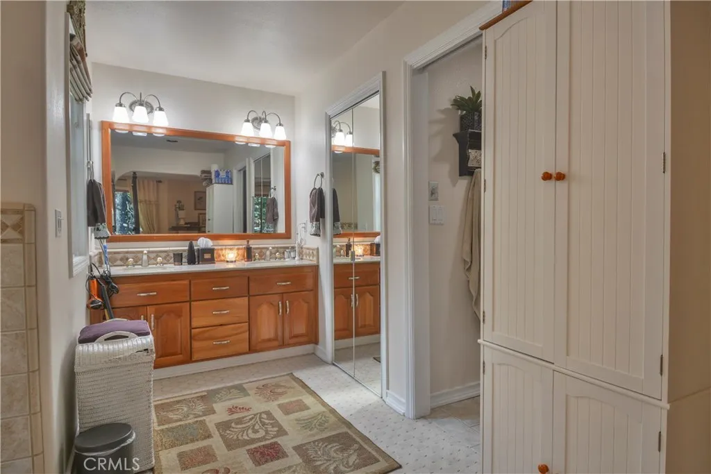 196 N Fairway Drive, Lake Arrowhead, California 92352 home-pic-27