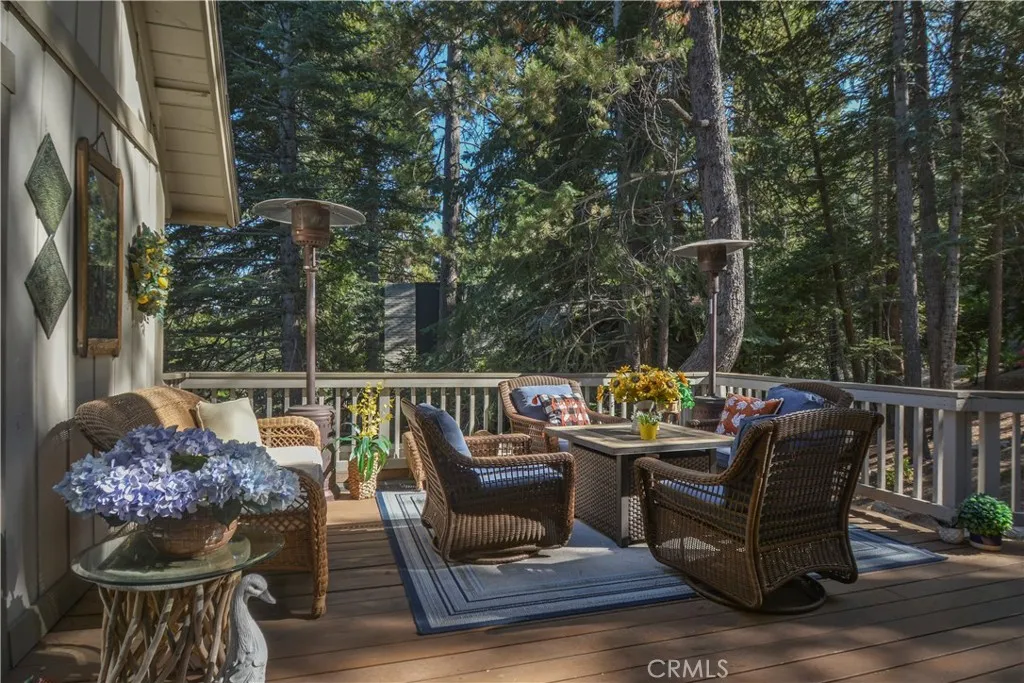 196 N Fairway Drive, Lake Arrowhead, California 92352 home-pic-11