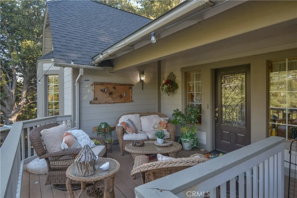 196 N Fairway Drive, Lake Arrowhead, California 92352 home-pic-6