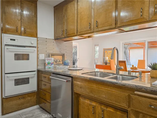 1807 Hanover Road, Claremont, California 91711