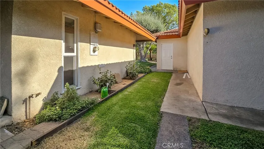 1807 Hanover Road, Claremont, California 91711