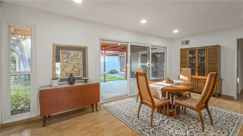 1807 Hanover Road, Claremont, California 91711