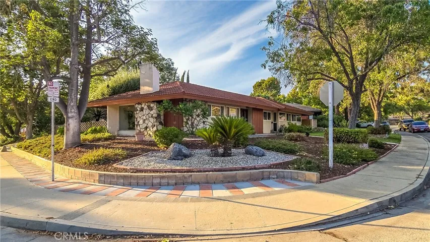 1807 Hanover Road, Claremont, California 91711