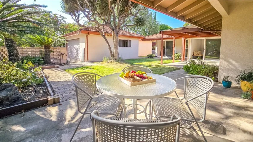 1807 Hanover Road, Claremont, California 91711