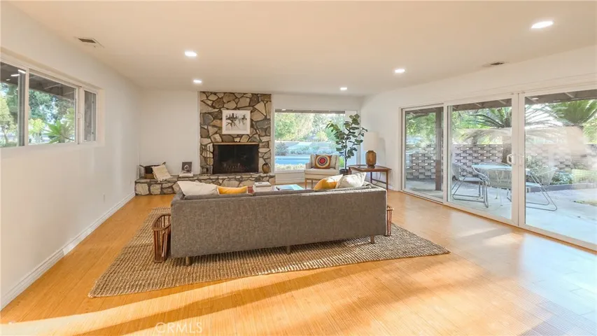 1807 Hanover Road, Claremont, California 91711