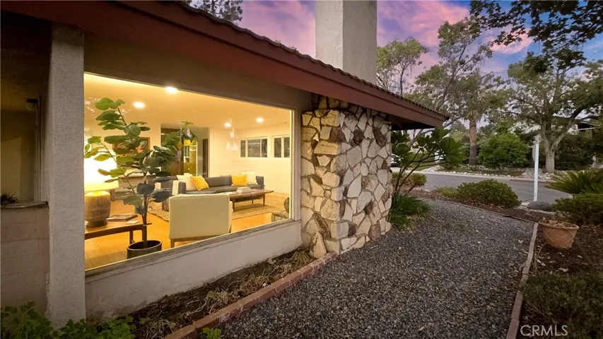 1807 Hanover Road, Claremont, California 91711