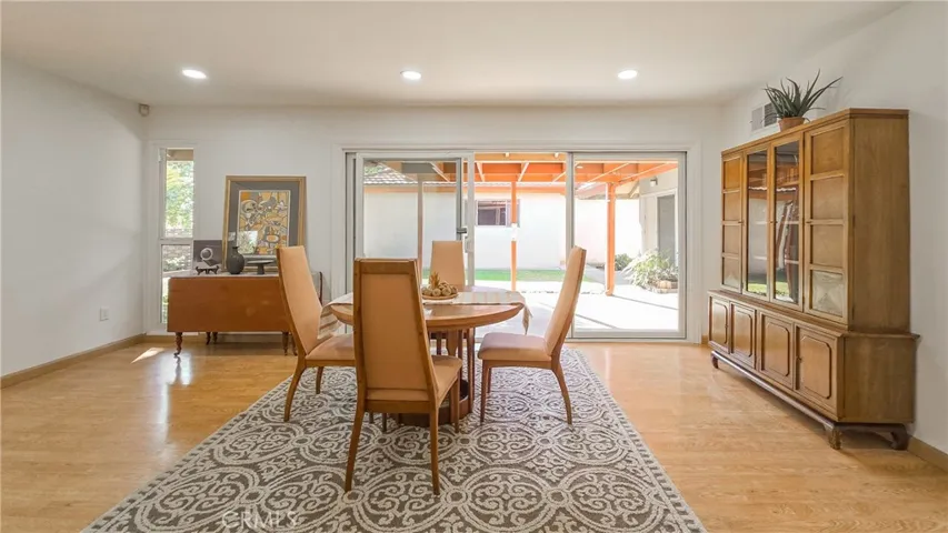 1807 Hanover Road, Claremont, California 91711