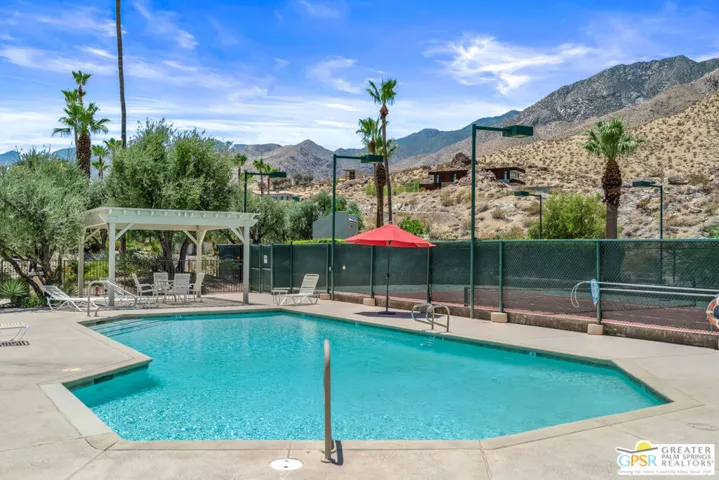 2560 W La Condesa Drive, Palm Springs, California 92264