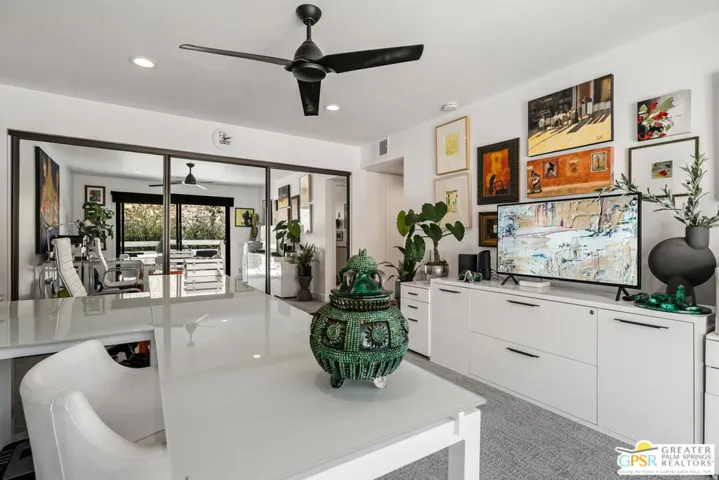 2560 W La Condesa Drive, Palm Springs, California 92264