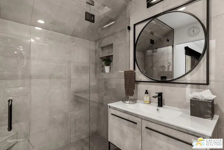 2560 W La Condesa Drive, Palm Springs, California 92264